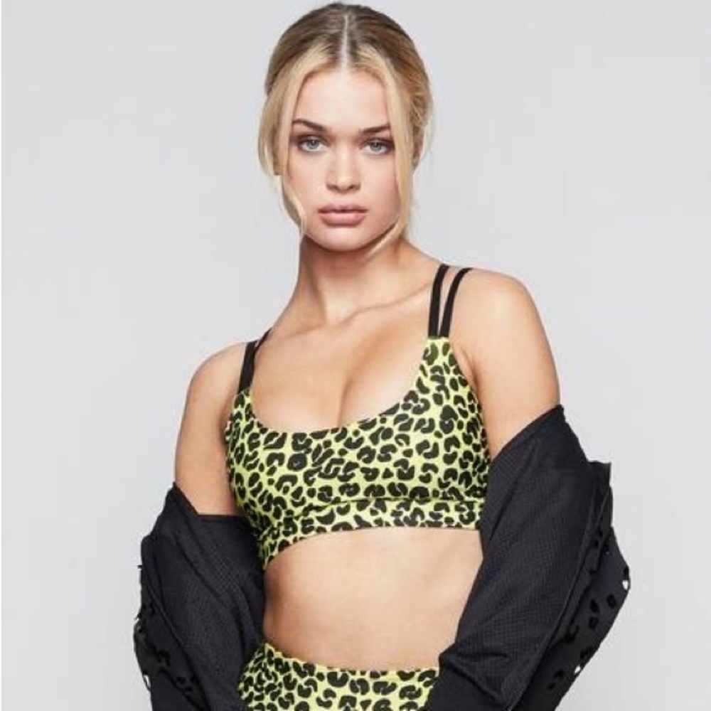 𝅺good American Sun Beam Yellow Leopard Sports Bra